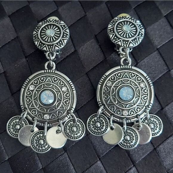 A DREAMCATCHER Come True - blue - Paparazzi CLIP ON earrings - Picture 3 of 6